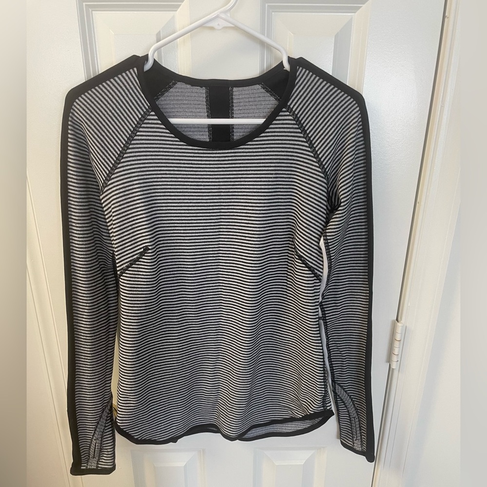 Lululemon long sleeve shirt